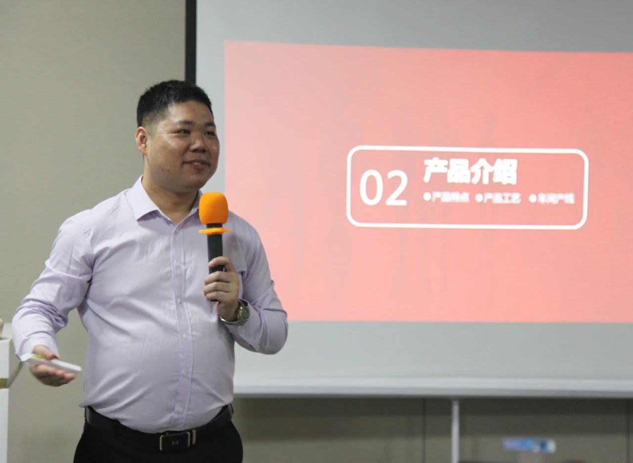 草莓视频在线观看完整-赖祖登