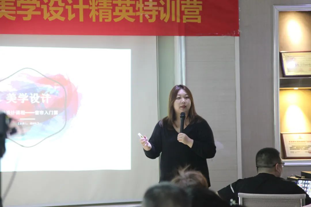 草莓视频在线观看完整谭婉玲